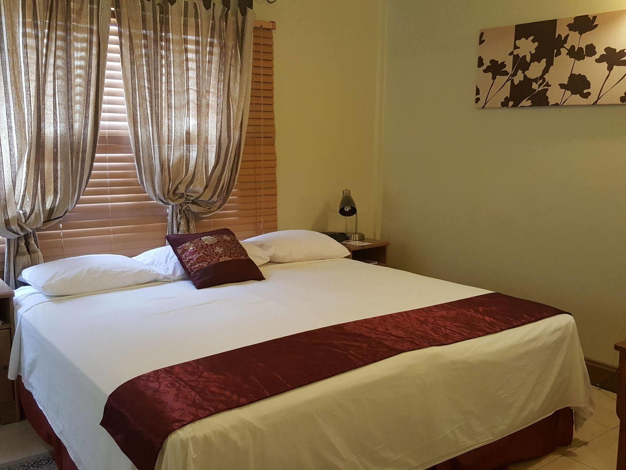 Port of Spain Savannah Maison Guest House المظهر الخارجي الصورة