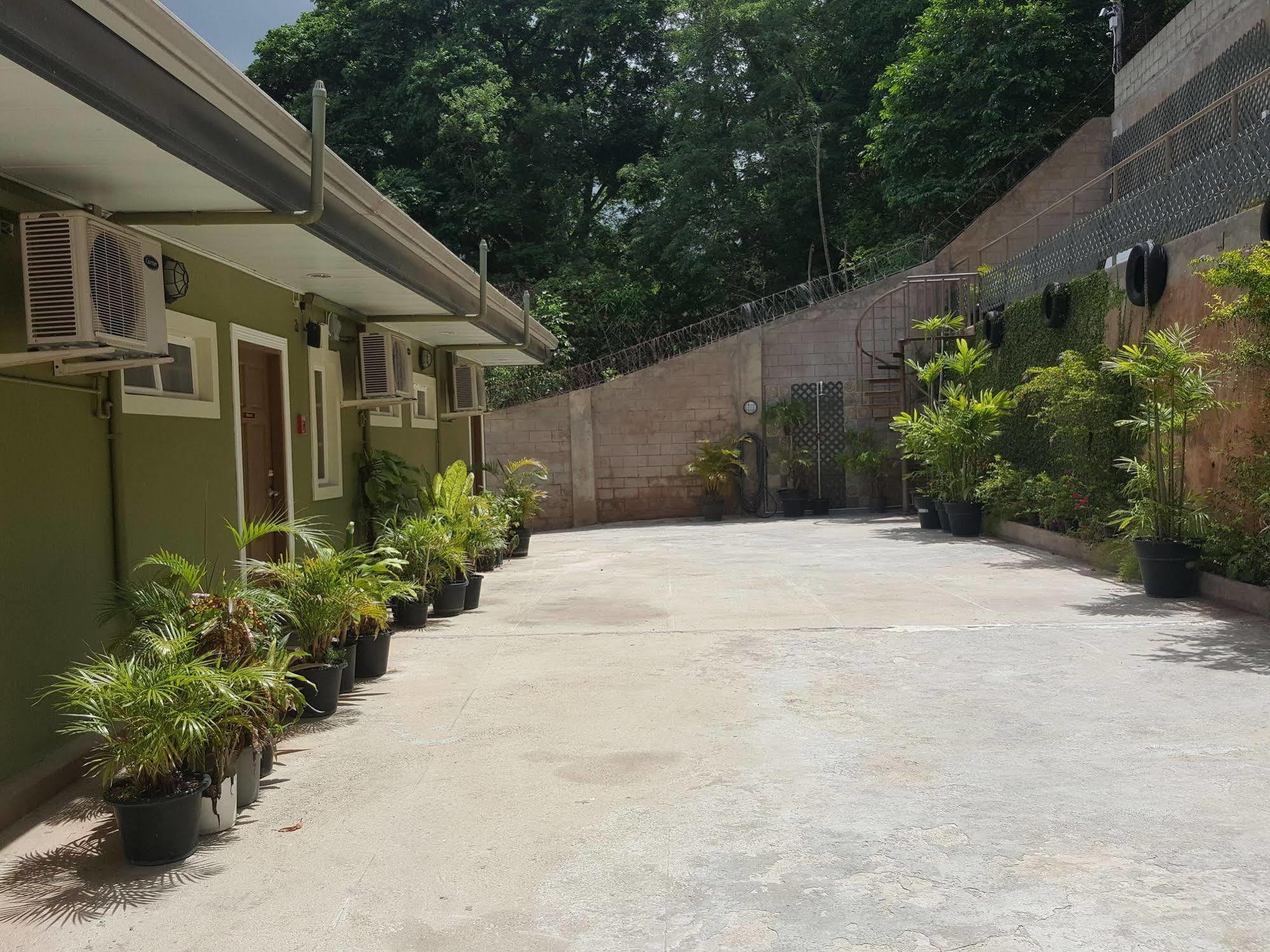 Port of Spain Savannah Maison Guest House المظهر الخارجي الصورة